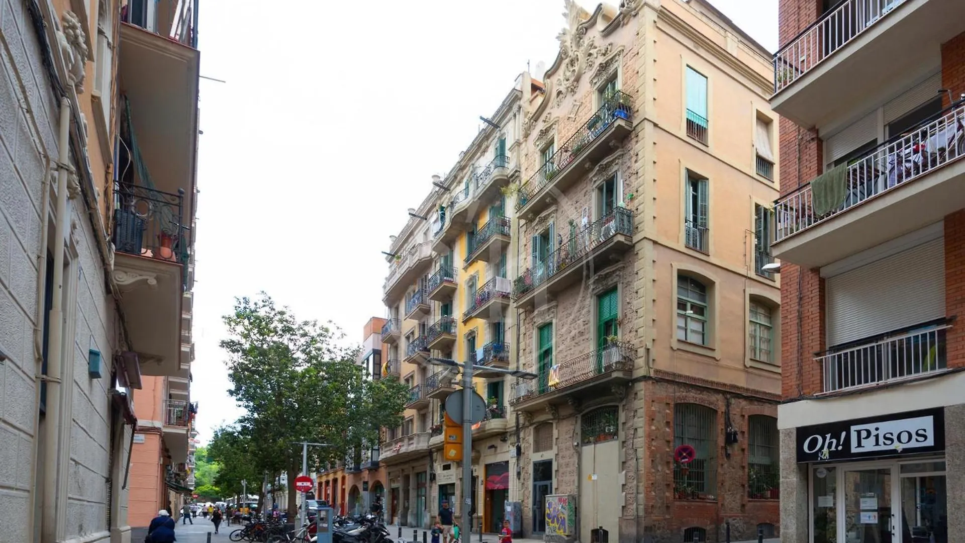 Apartamento Con Terraza En Poble Sec Barcelone Espagne